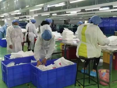 佛山市總工會(huì)慰問防護(hù)用品生產(chǎn)一線職工