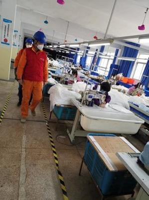 紅船黨員服務(wù)隊全力保障防護(hù)用品企業(yè)加快生產(chǎn)