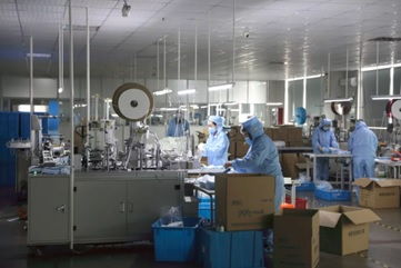 抗擊疫情,科技履約貸企業在行動 8 升欣紡織品全力生產,捐助武漢30萬只口罩